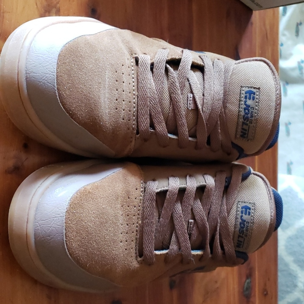 Etnies Marana Light Brown/Dark Blue size (9.5)